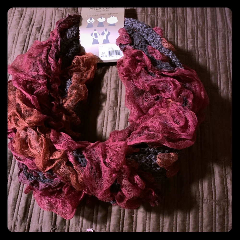 Loop scarf